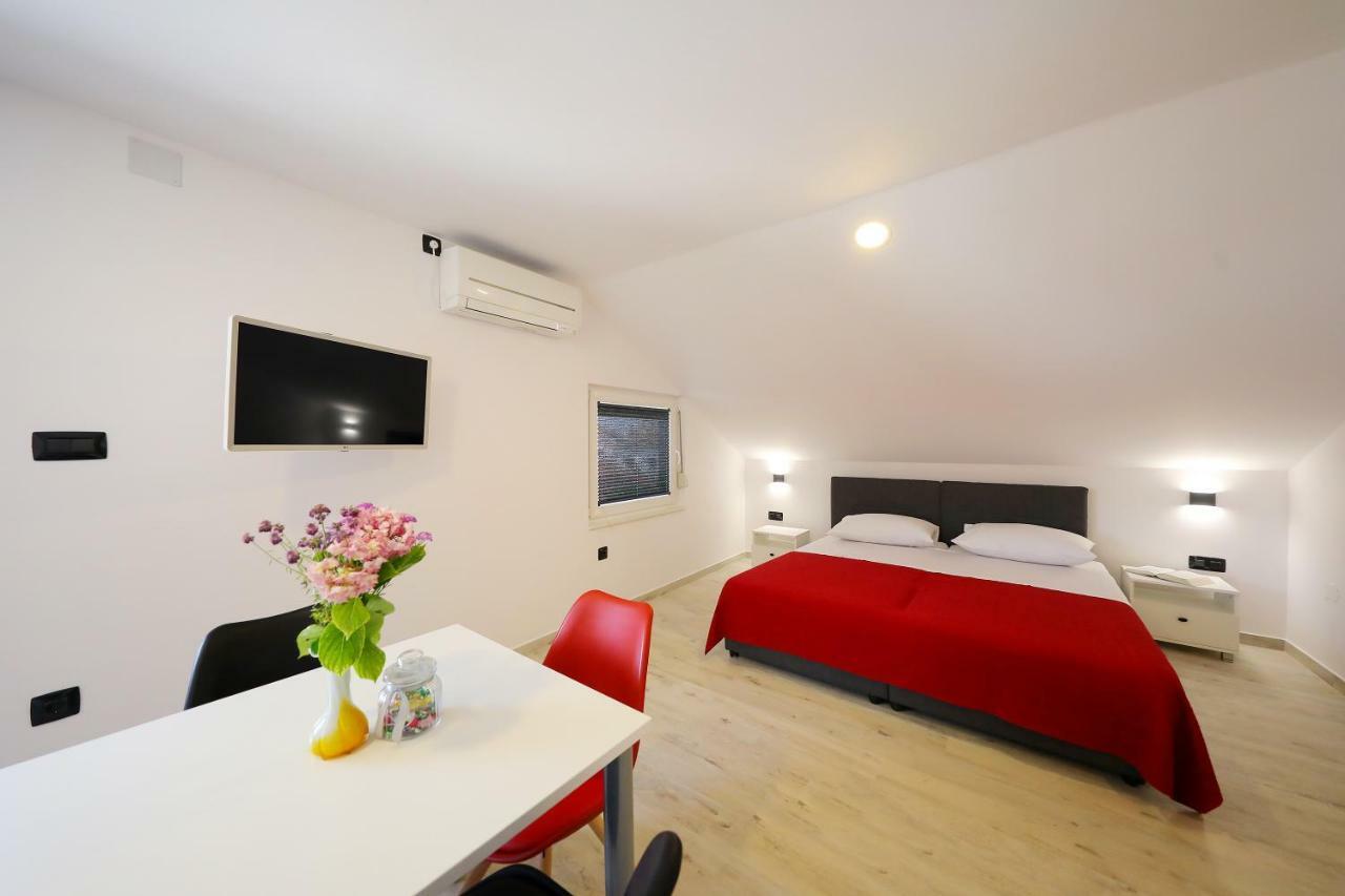 Apartman Sofia Задар Екстер'єр фото